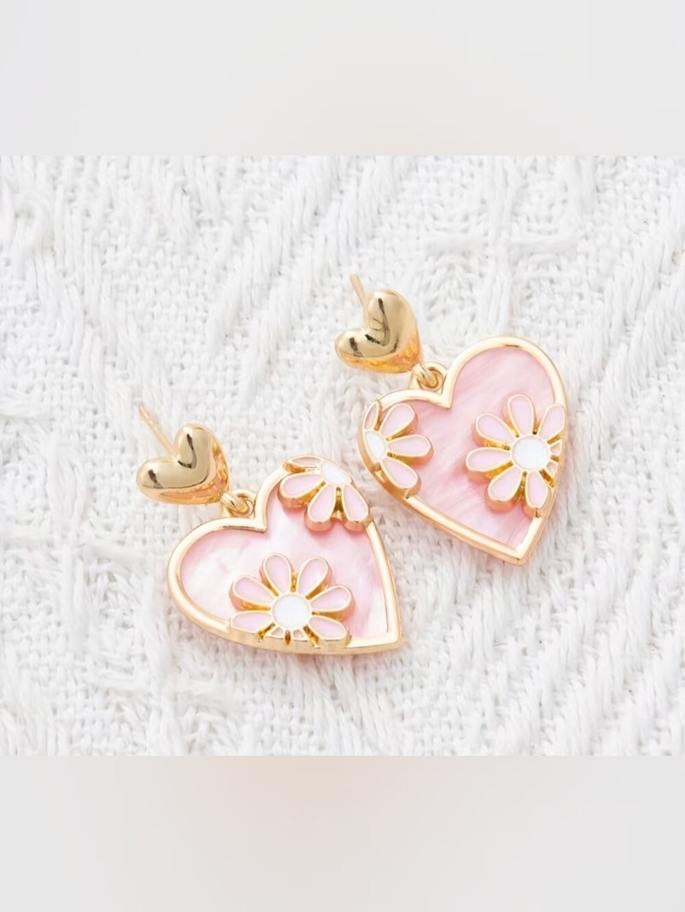 $8 Each Or Bundle 5/$20 Gold & Pink Heart Daisy Drop Earrings